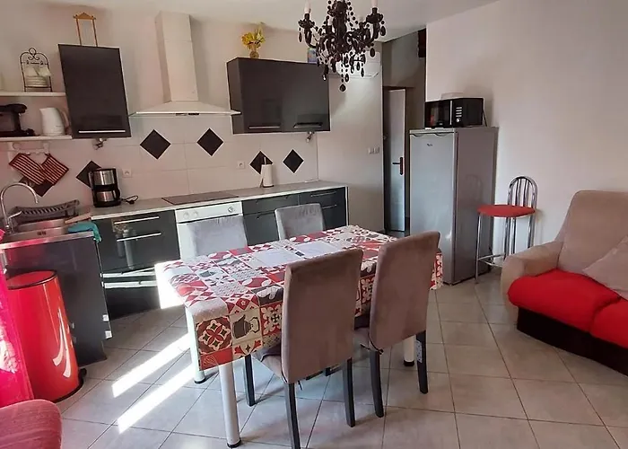 Appartement 4 Pers Vergeze * Vergèze